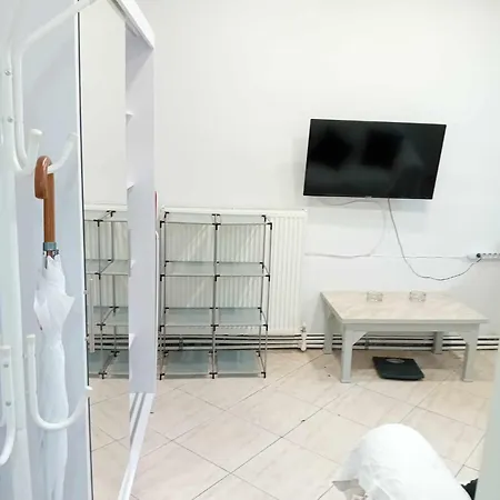 Comfy Studio In The Center Appartamento