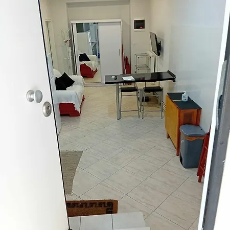 Comfy Studio In The Center Appartamento Salonicco